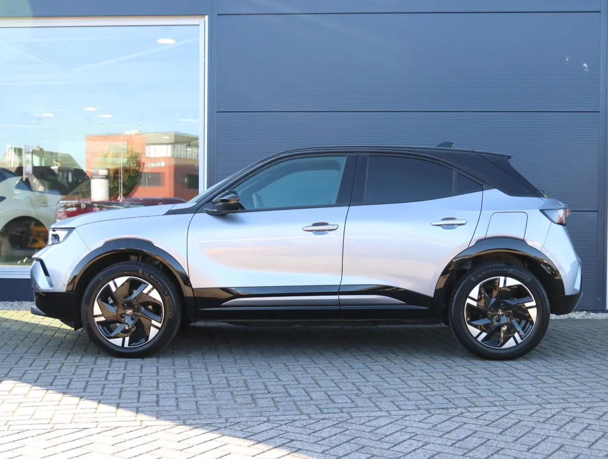 GS 54 kWh 1e Eigenaar | Camera | Navigatie | Comfort Stoelen | Apple Carplay & Android Auto | 17" LMV