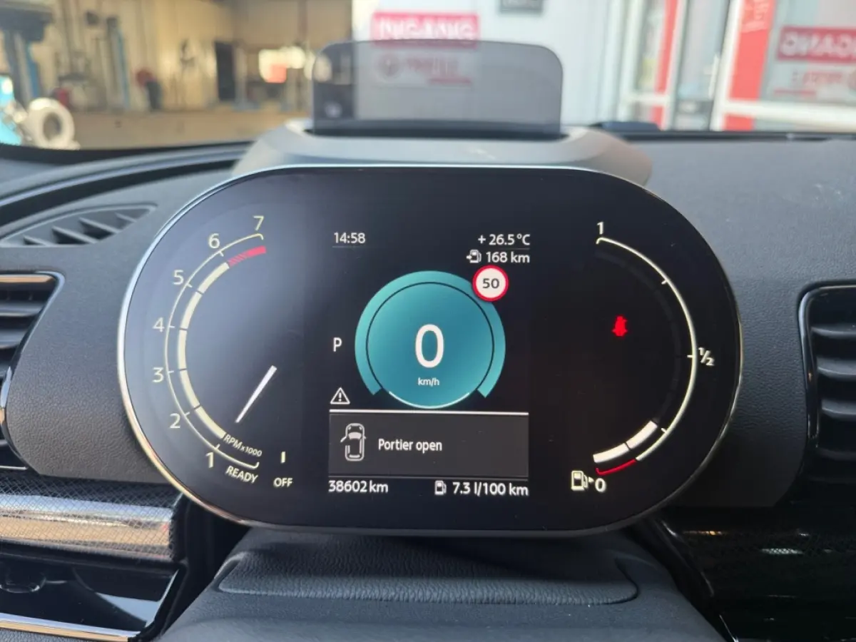 1.5 Cooper Business Edition | H&K | leer | head-up | trekhaak | NL-auto