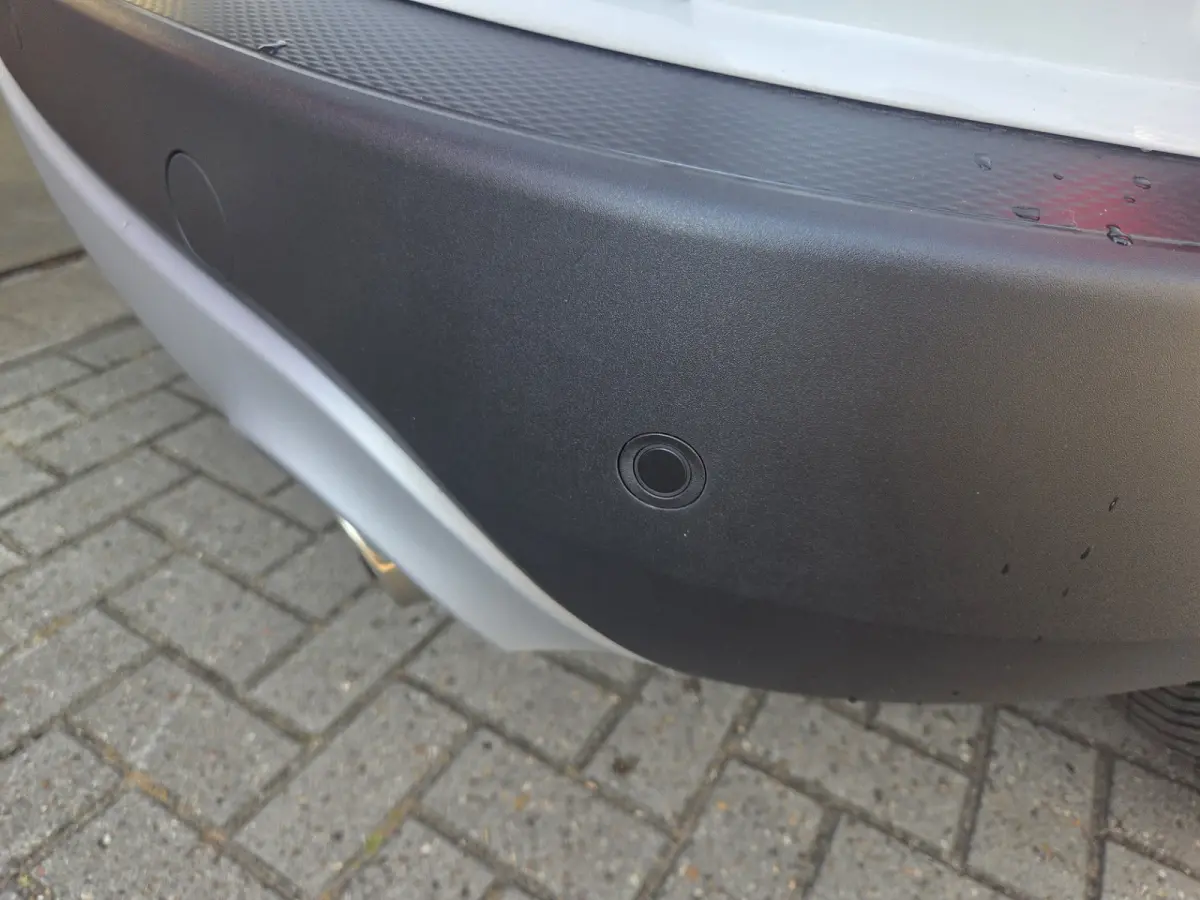 2.5 PHEV Titanium met nieuwe trekhaak!/ Parkeersensoren V+A / Navigatie/ Camera/ Stoelverwarming/ Rijklaarprijs!