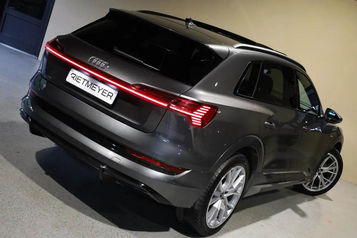 55 quattro Advanced S Line 95 kWh |Pano |Head-Up |Stoelverw. |B&O |Memory