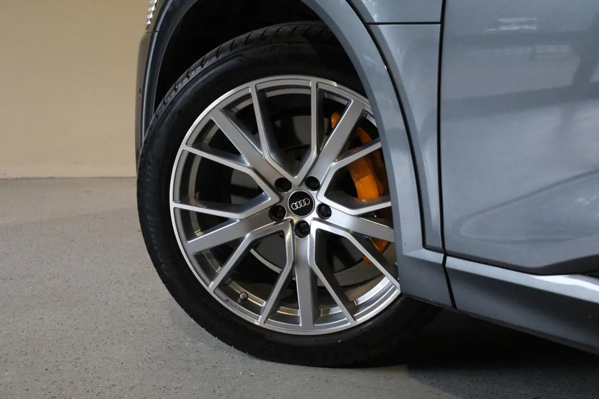 55 quattro Advanced S Line 95 kWh |Pano |Head-Up |Stoelverw. |B&O |Memory