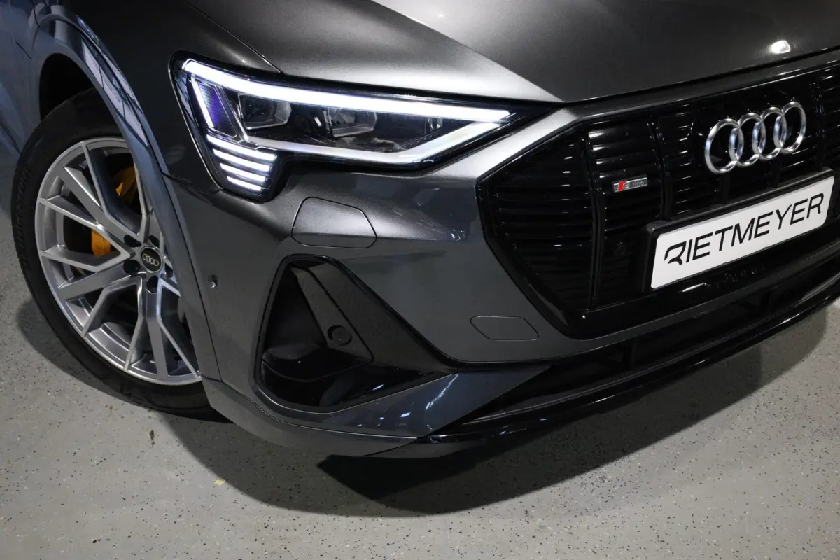 55 quattro Advanced S Line 95 kWh |Pano |Head-Up |Stoelverw. |B&O |Memory