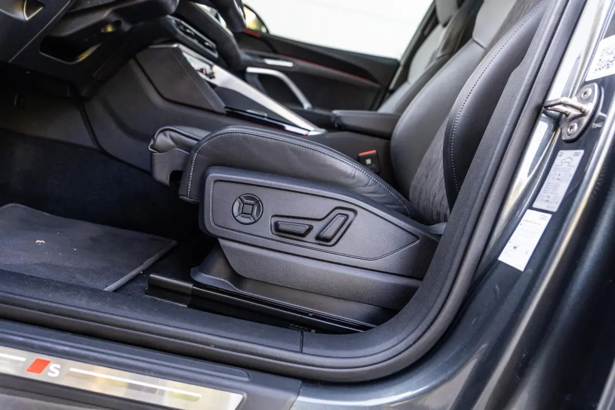 50 TFSI 299pk e-hybrid Quattro S edition | Panoramadak | Bijrijdersscherm | Elek.Stoelen | Topview