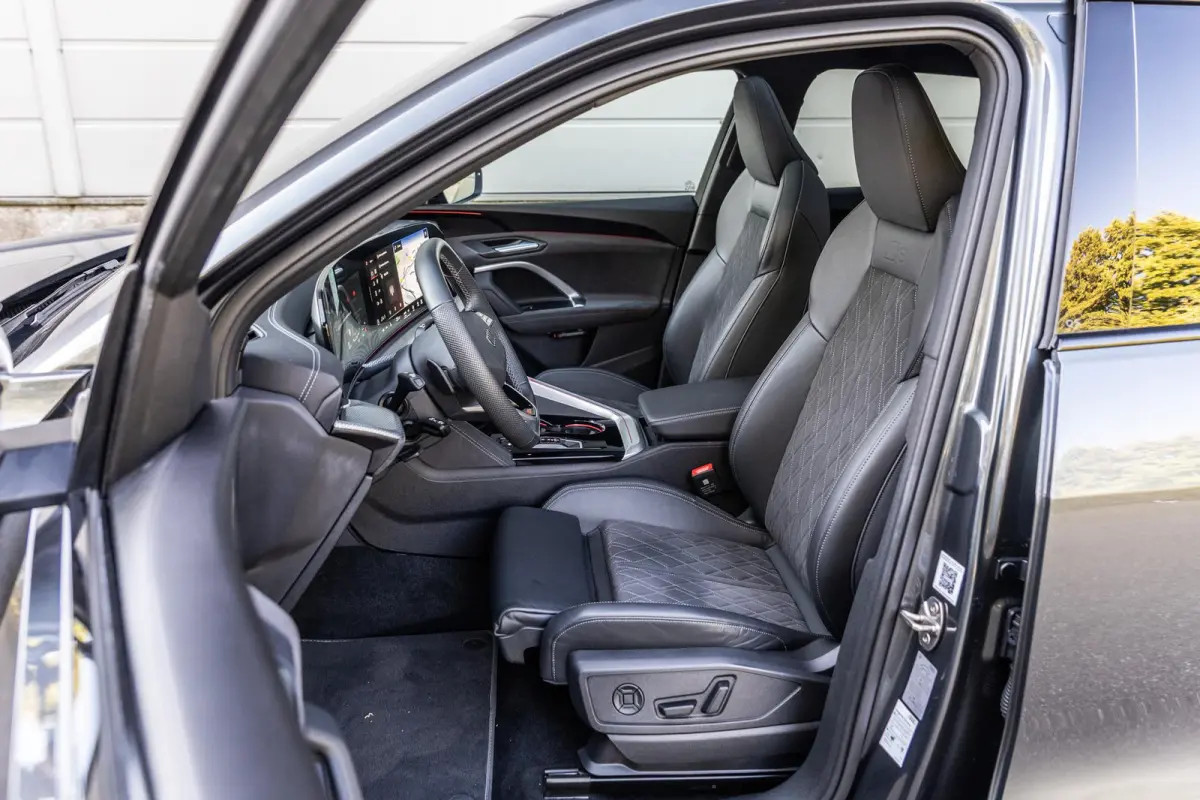 50 TFSI 299pk e-hybrid Quattro S edition | Panoramadak | Bijrijdersscherm | Elek.Stoelen | Topview