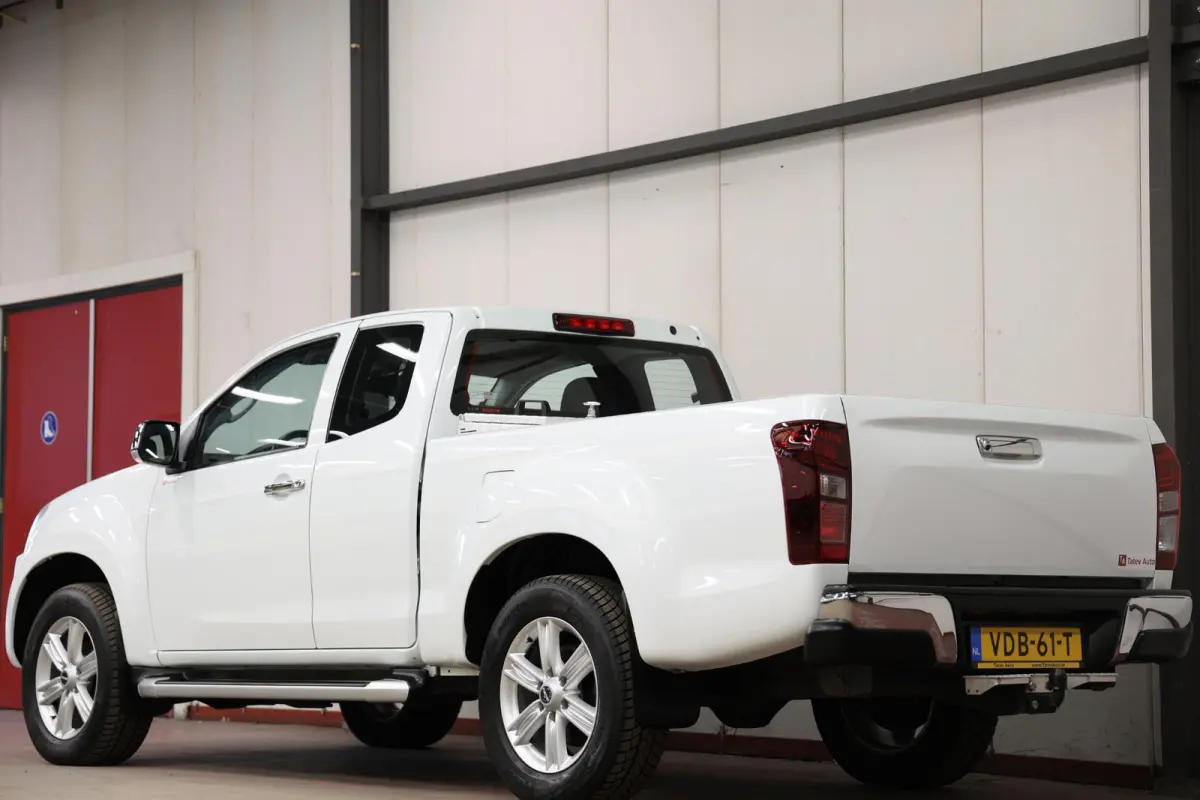 1.9 AUTOMAAT 3500KG TREKHAAK EURO 6