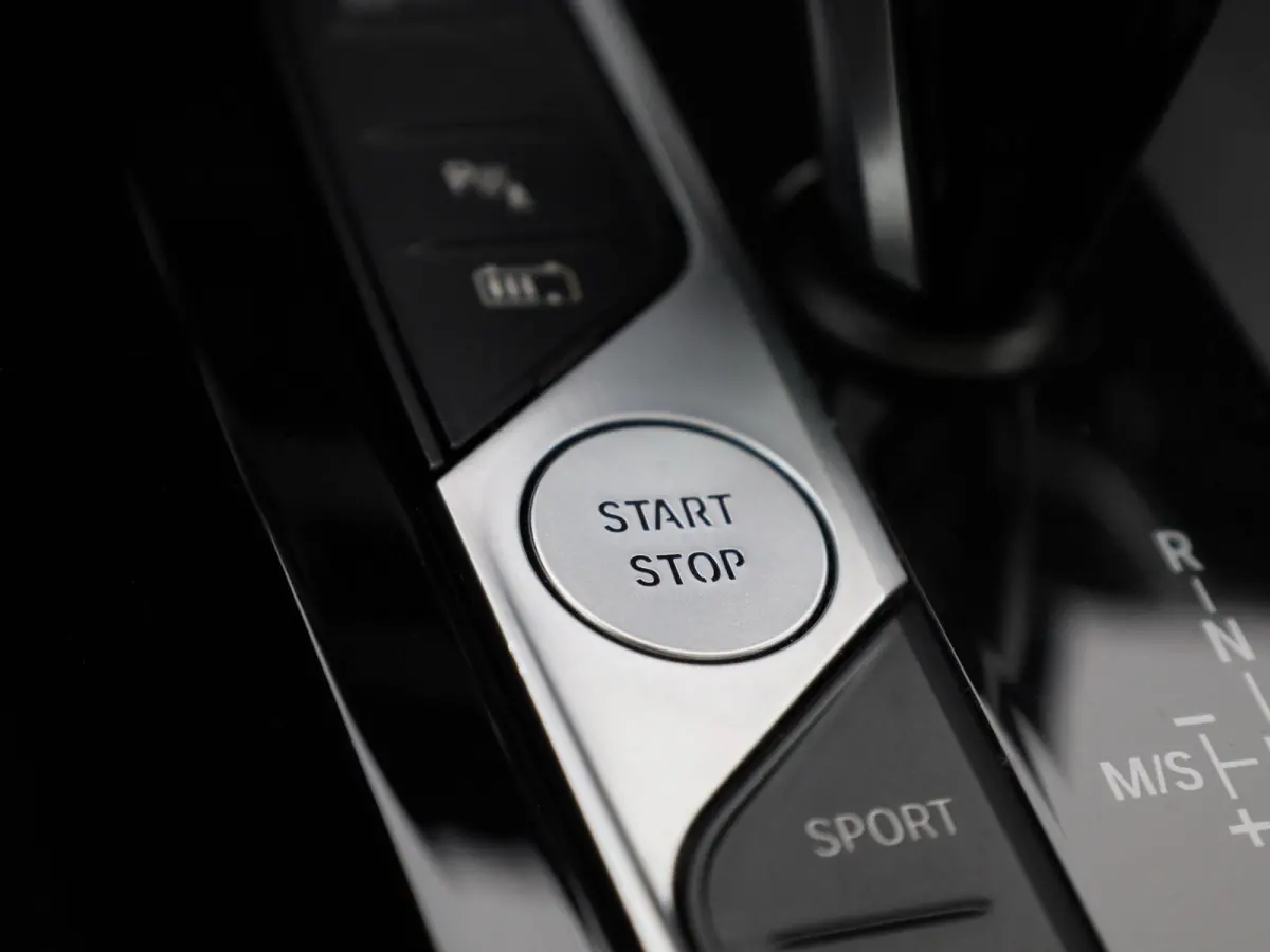 xDrive30e M Sport | PANORAMADAK | CAMERA | COGNAC LEDERENBEKLEDING | STOELVERWARMING | ZONNESCHERMEN ACHTER