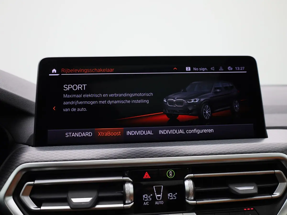xDrive30e M Sport | PANORAMADAK | CAMERA | COGNAC LEDERENBEKLEDING | STOELVERWARMING | ZONNESCHERMEN ACHTER