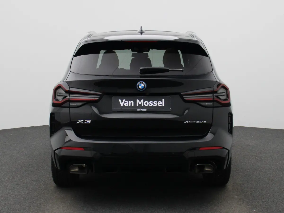 xDrive30e M Sport | PANORAMADAK | CAMERA | COGNAC LEDERENBEKLEDING | STOELVERWARMING | ZONNESCHERMEN ACHTER