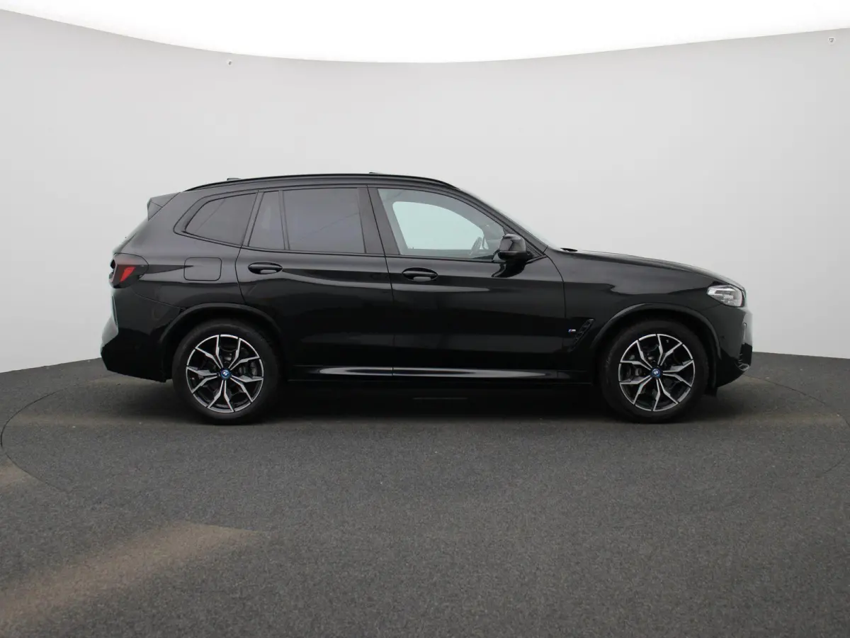xDrive30e M Sport | PANORAMADAK | CAMERA | COGNAC LEDERENBEKLEDING | STOELVERWARMING | ZONNESCHERMEN ACHTER