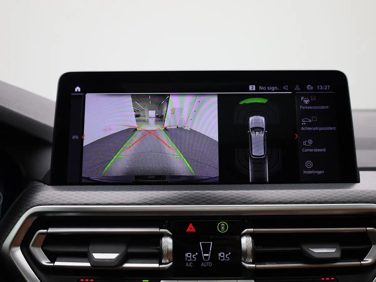 xDrive30e M Sport | PANORAMADAK | CAMERA | COGNAC LEDERENBEKLEDING | STOELVERWARMING | ZONNESCHERMEN ACHTER