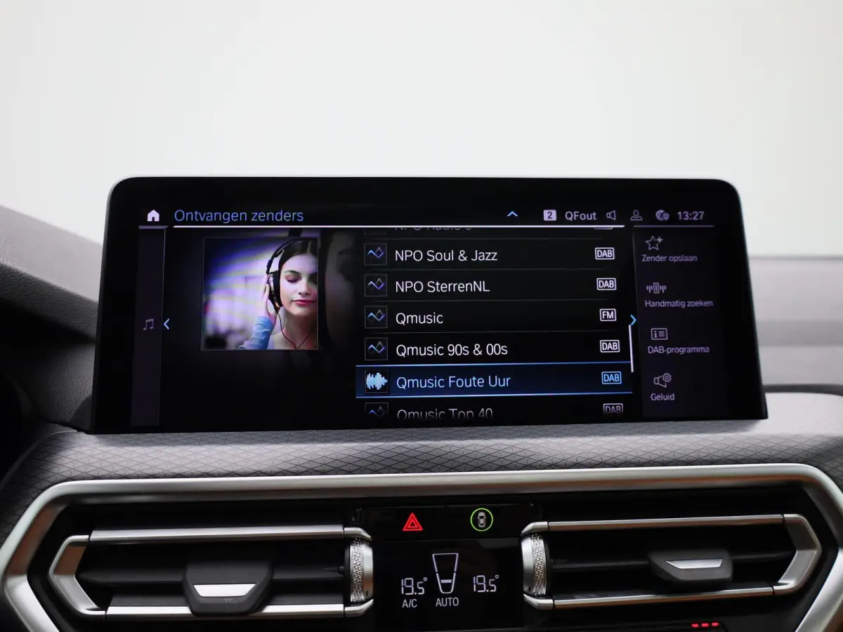 xDrive30e M Sport | PANORAMADAK | CAMERA | COGNAC LEDERENBEKLEDING | STOELVERWARMING | ZONNESCHERMEN ACHTER