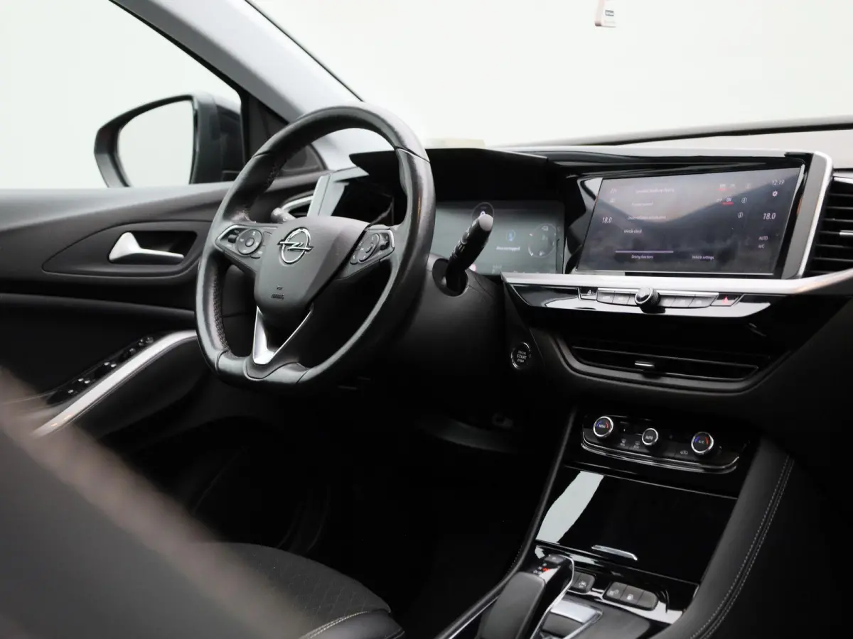 1.6 Turbo Plug-In Hybrid GS Line | TREKHAAK | STUURWIELVERWARMING | NAVIGATIE | CAMERA