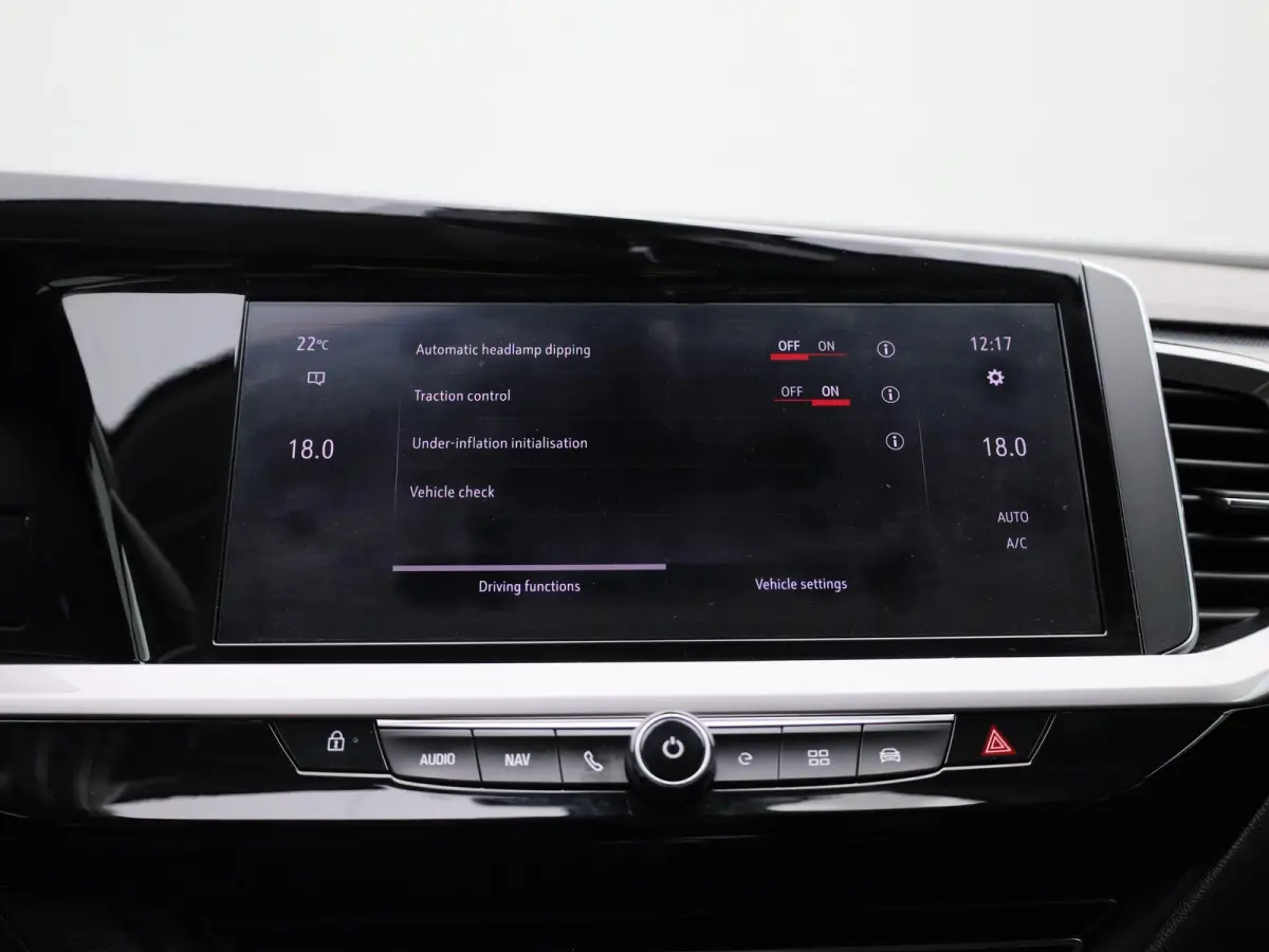 1.6 Turbo Plug-In Hybrid GS Line | TREKHAAK | STUURWIELVERWARMING | NAVIGATIE | CAMERA