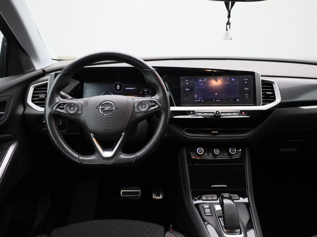 1.6 Turbo Plug-In Hybrid GS Line | TREKHAAK | STUURWIELVERWARMING | NAVIGATIE | CAMERA