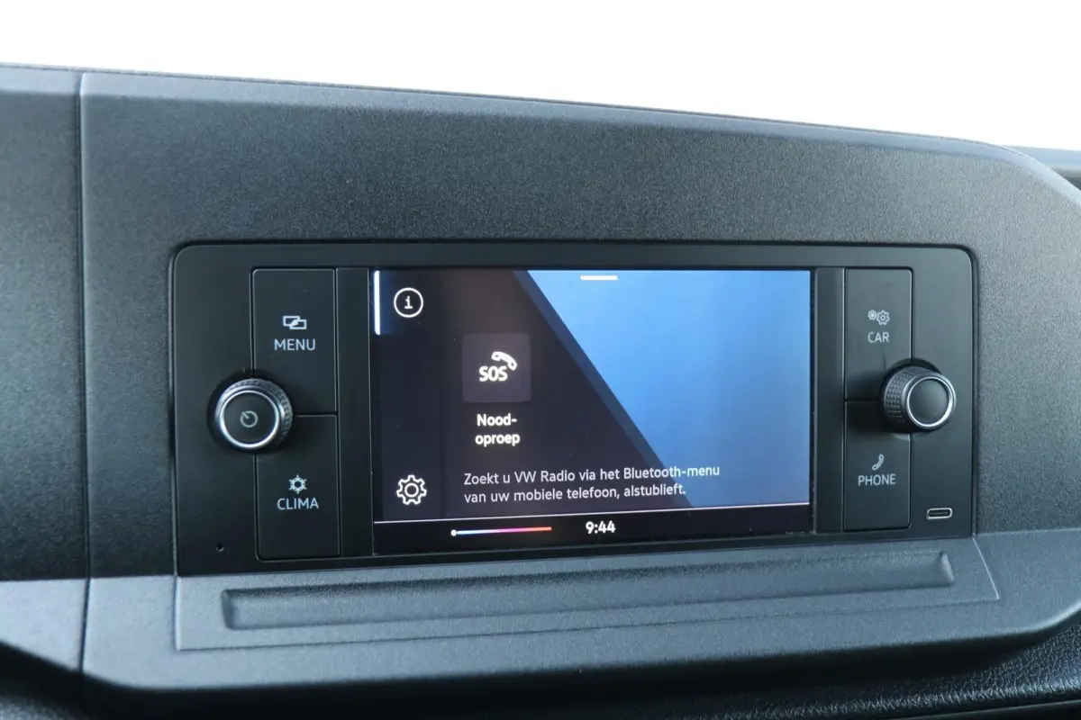 2.0 TDI 102pk | Airco | Parkeersensoren Achter | DAB+ | App-Connect |