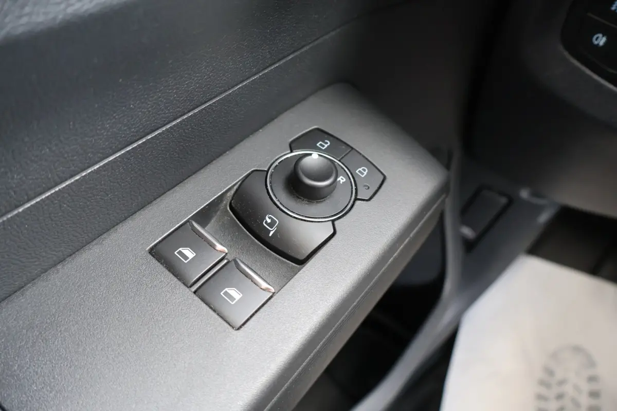 1.5 EcoBlue Limited Airco Navigatie Camera