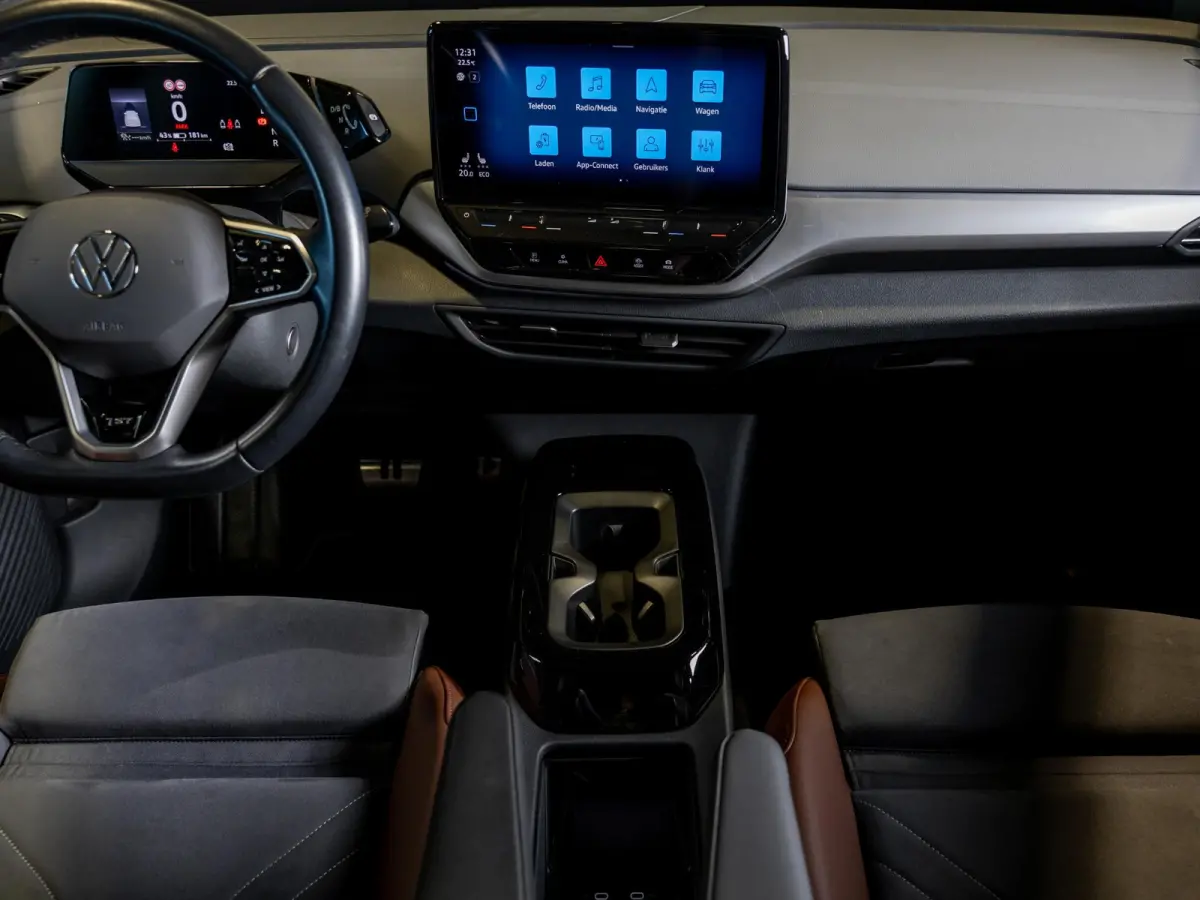 Max 77 kWh SoH 95% 204pk / Panoramadak / Head up display / Memory / Achteruitrijcamera / Navigatie / Apple carplay /