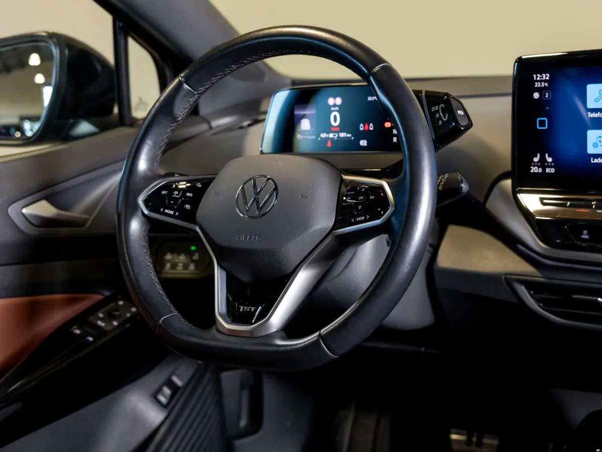 Max 77 kWh SoH 95% 204pk / Panoramadak / Head up display / Memory / Achteruitrijcamera / Navigatie / Apple carplay /