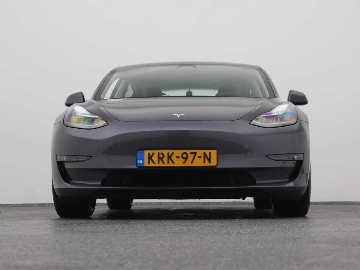 Long Range AWD 75 kWh PERFORMANCE | PANO | KEYLESS | STOELVERW.