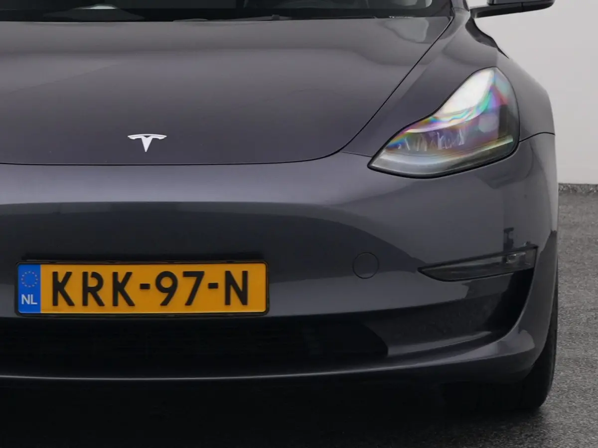Long Range AWD 75 kWh PERFORMANCE | PANO | KEYLESS | STOELVERW.