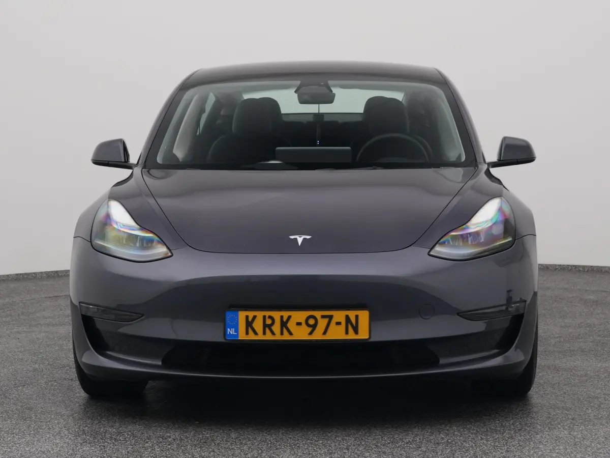 Long Range AWD 75 kWh PERFORMANCE | PANO | KEYLESS | STOELVERW.