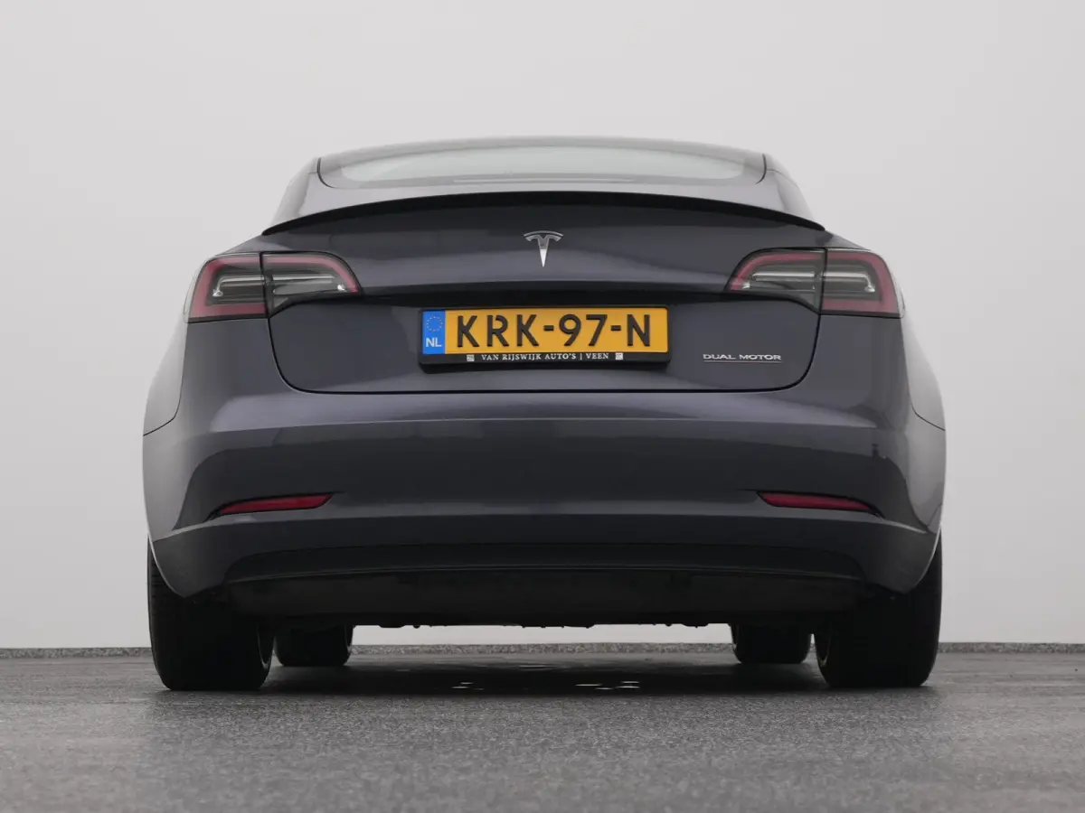 Long Range AWD 75 kWh PERFORMANCE | PANO | KEYLESS | STOELVERW.