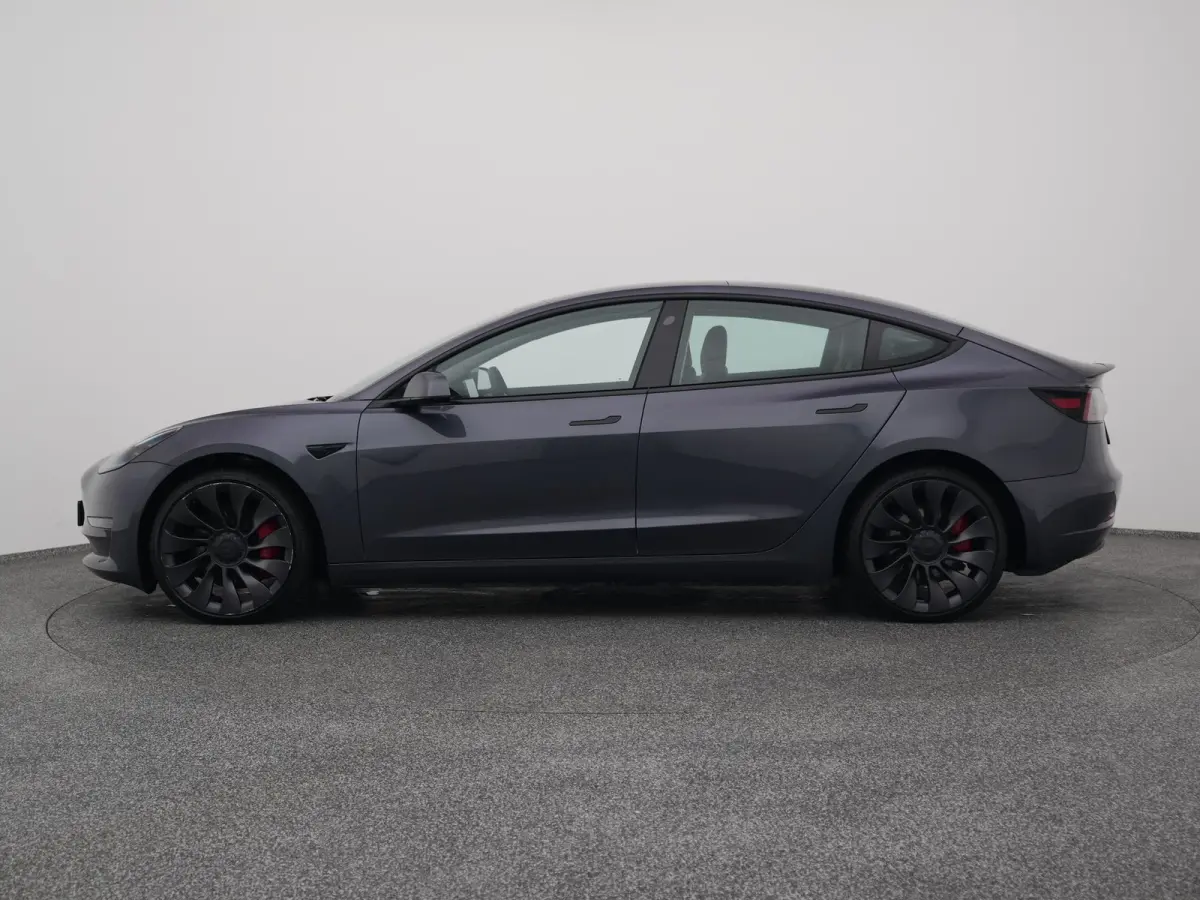 Long Range AWD 75 kWh PERFORMANCE | PANO | KEYLESS | STOELVERW.