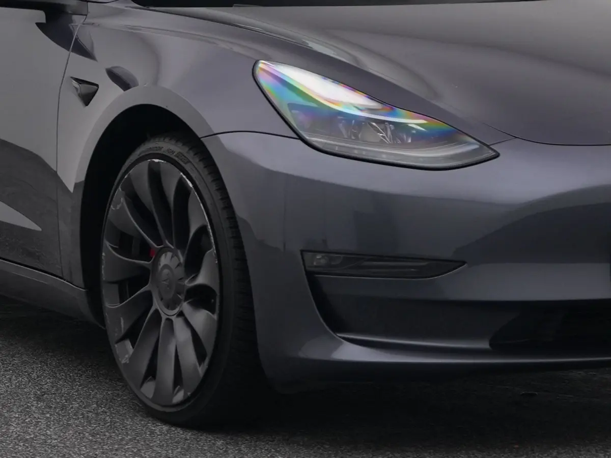 Long Range AWD 75 kWh PERFORMANCE | PANO | KEYLESS | STOELVERW.