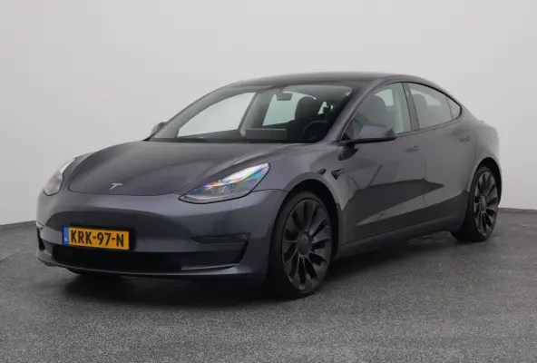 Long Range AWD 75 kWh PERFORMANCE | PANO | KEYLESS | STOELVERW.