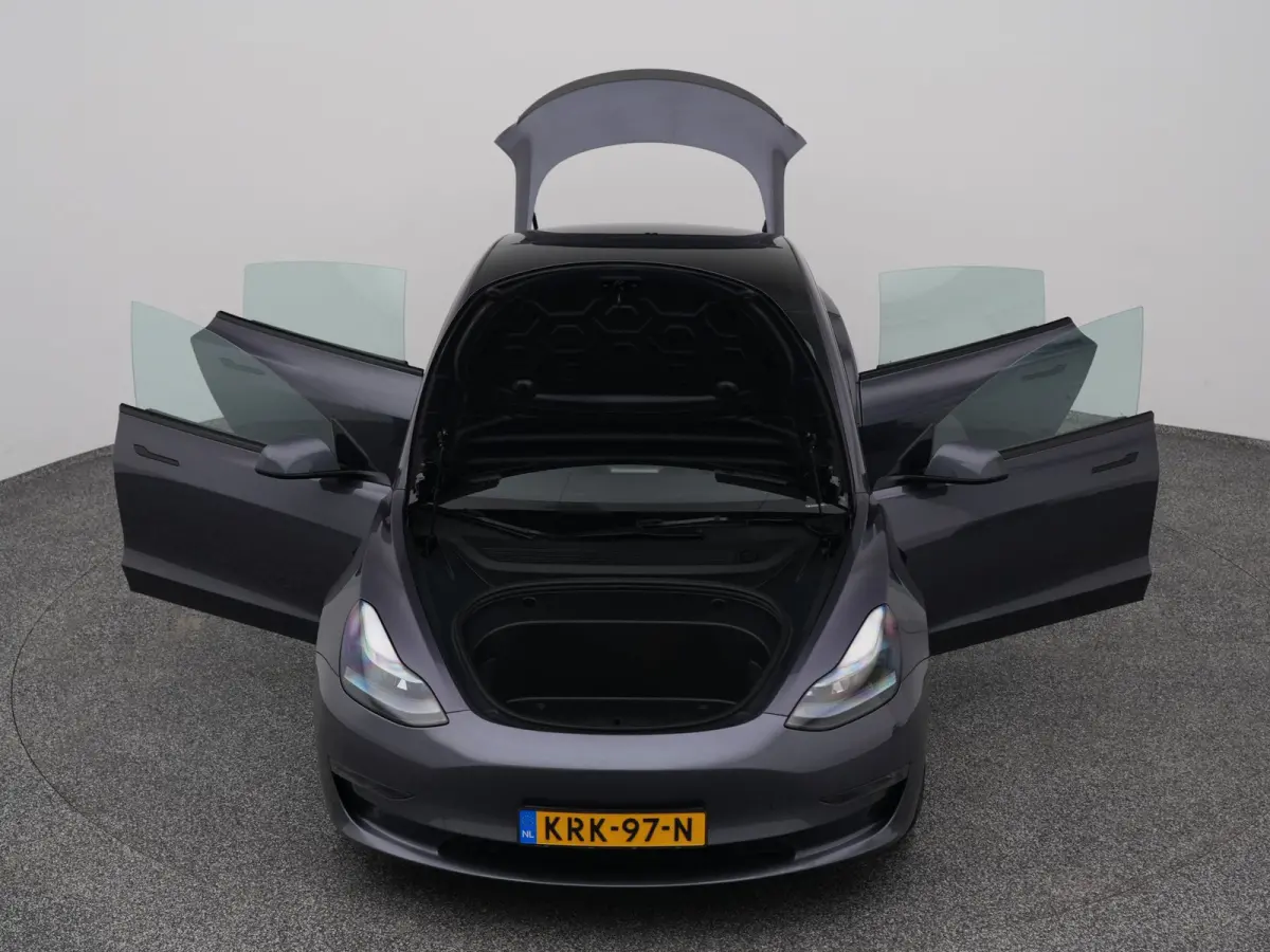 Long Range AWD 75 kWh PERFORMANCE | PANO | KEYLESS | STOELVERW.