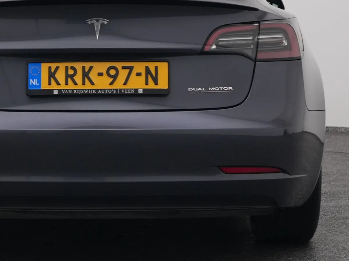 Long Range AWD 75 kWh PERFORMANCE | PANO | KEYLESS | STOELVERW.