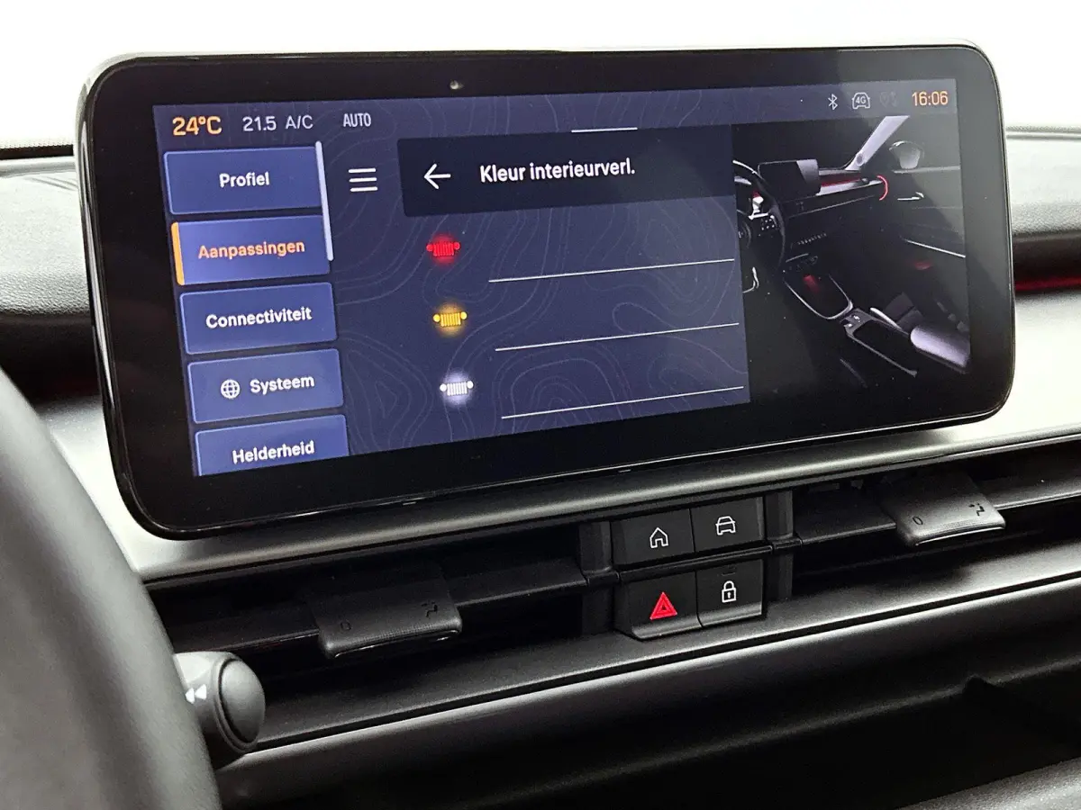 1.2 100pk Summit | Camera | Apple Carplay / Android Auto | Dodehoekbewaking | Adaptive Cruise Control