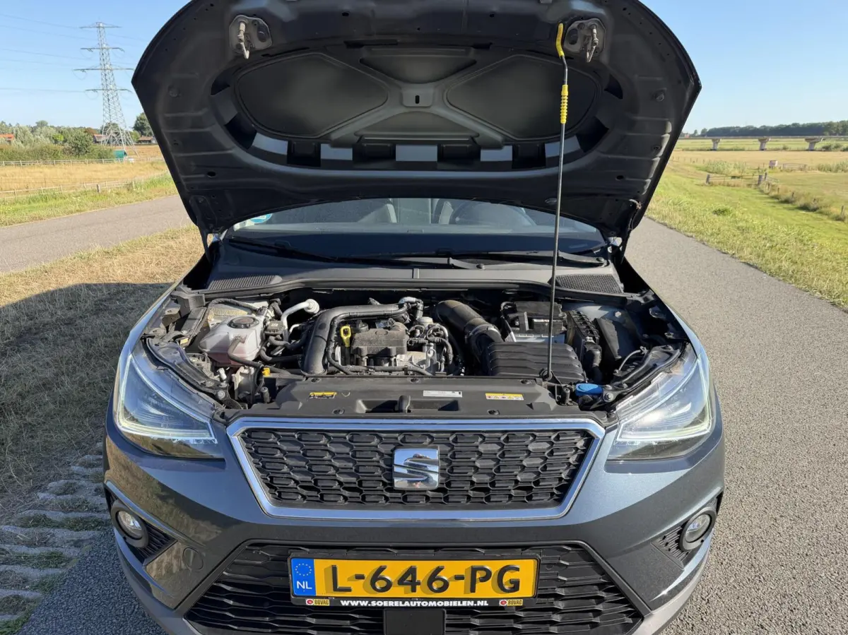 1.0 TSI FR boekjes virtueel dashboard leer alcantara