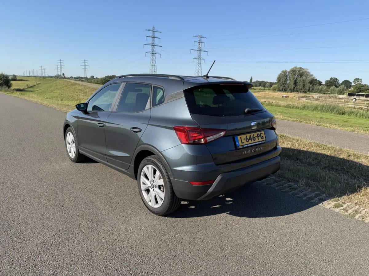 1.0 TSI FR boekjes virtueel dashboard leer alcantara