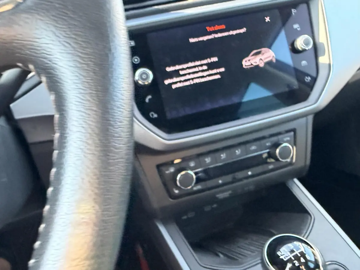 1.0 TSI FR boekjes virtueel dashboard leer alcantara