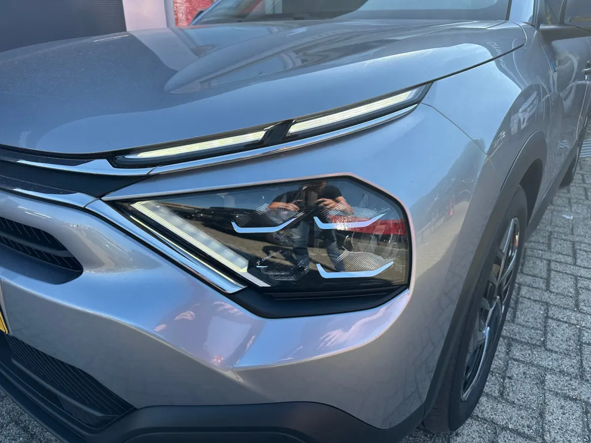 You 50 kWh 3-Fase | Camera | Cruise Control | Carplay | Climate Control | 11 kW lader | Airco (automatisch) | Apple Carplay/Android Auto|telefoonintegratie premium
