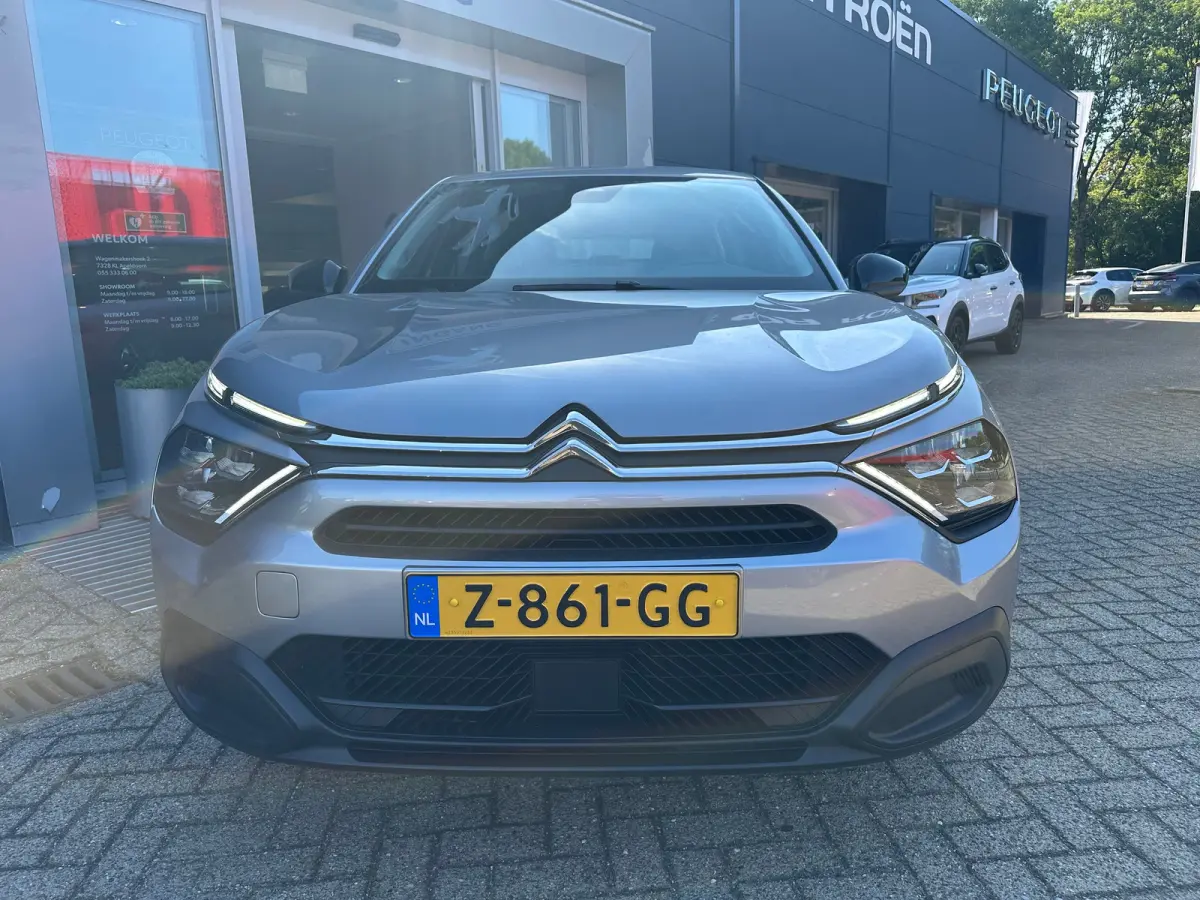 You 50 kWh 3-Fase | Camera | Cruise Control | Carplay | Climate Control | 11 kW lader | Airco (automatisch) | Apple Carplay/Android Auto|telefoonintegratie premium