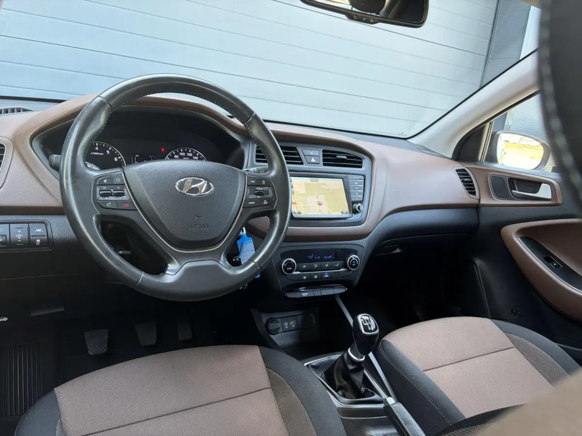 1.0 T-GDI Comfort 2e Eigenaar l Trekhaak l Navi l Camera l Carplay l Clima l Cruise l Rijstrooksensor l Pdc l N.A.P l Apk tot 05-2027