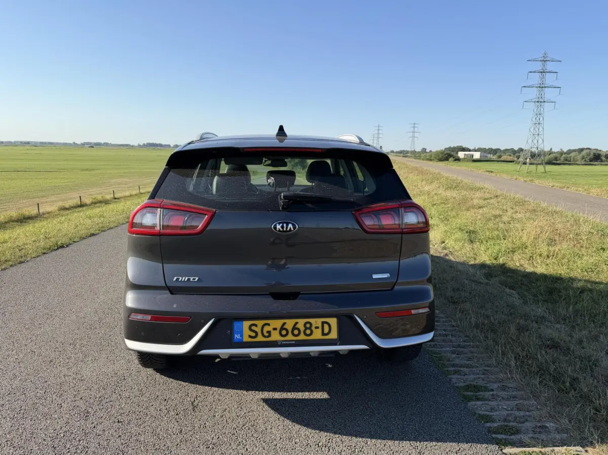1.6 GDi Hybrid DynamicLine 106899km dealer onderh