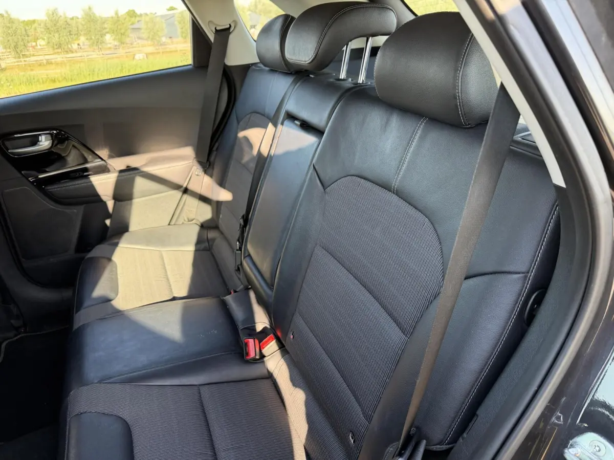 1.6 GDi Hybrid DynamicLine 106899km dealer onderh