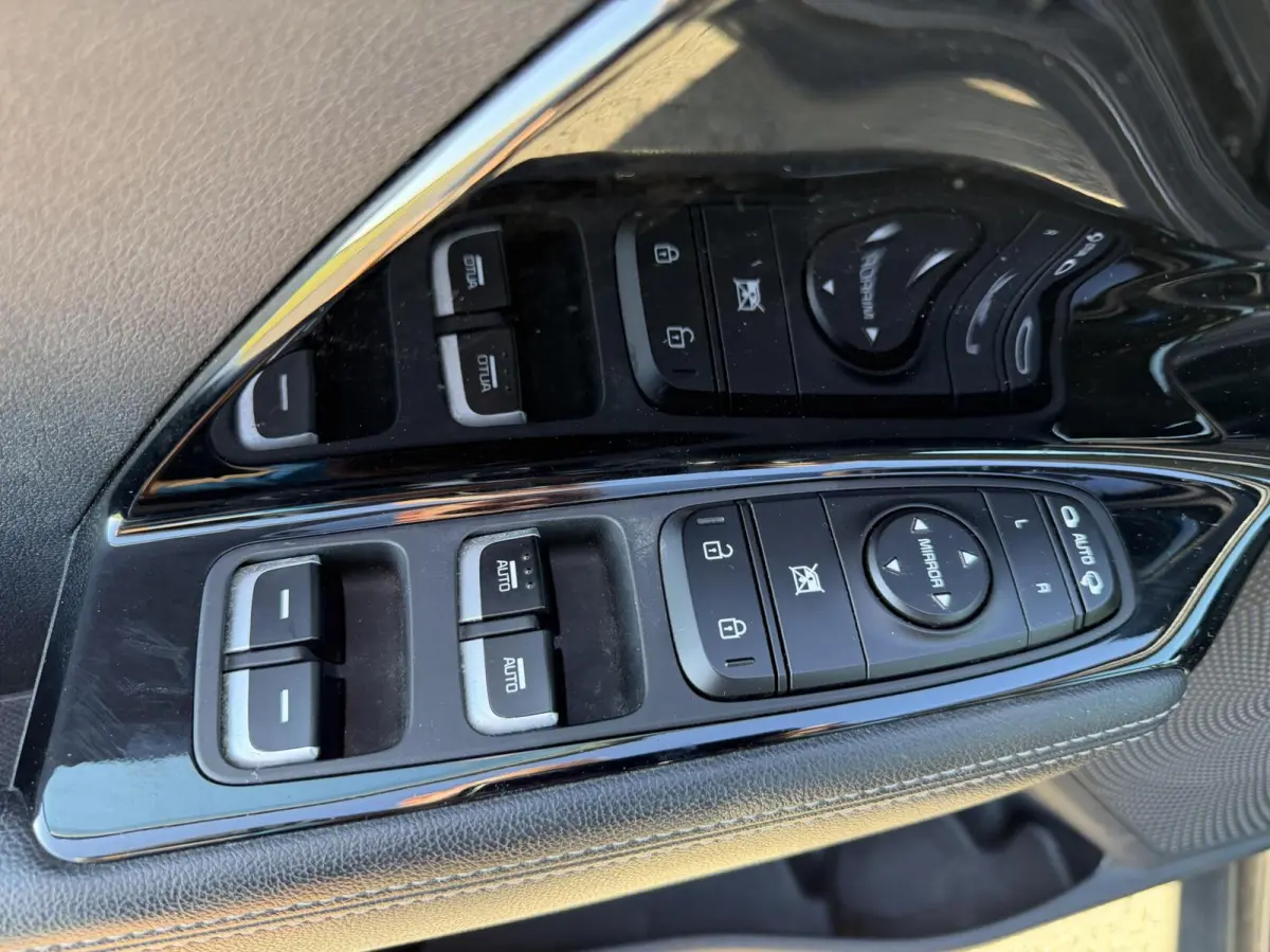 1.6 GDi Hybrid DynamicLine 106899km dealer onderh