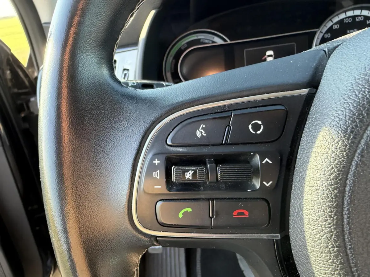 1.6 GDi Hybrid DynamicLine 106899km dealer onderh