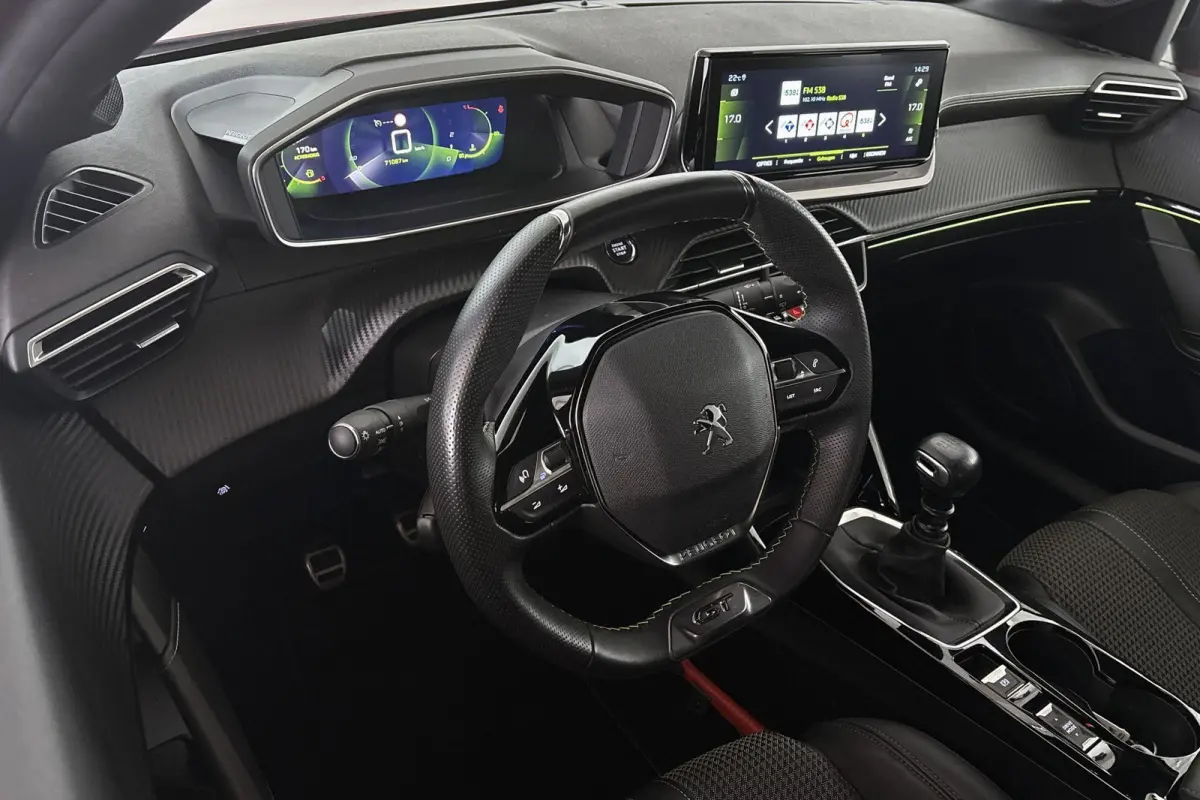 1.2 PureTech GT Navi Camera Clima Apple CarPlay LED Koplampen
