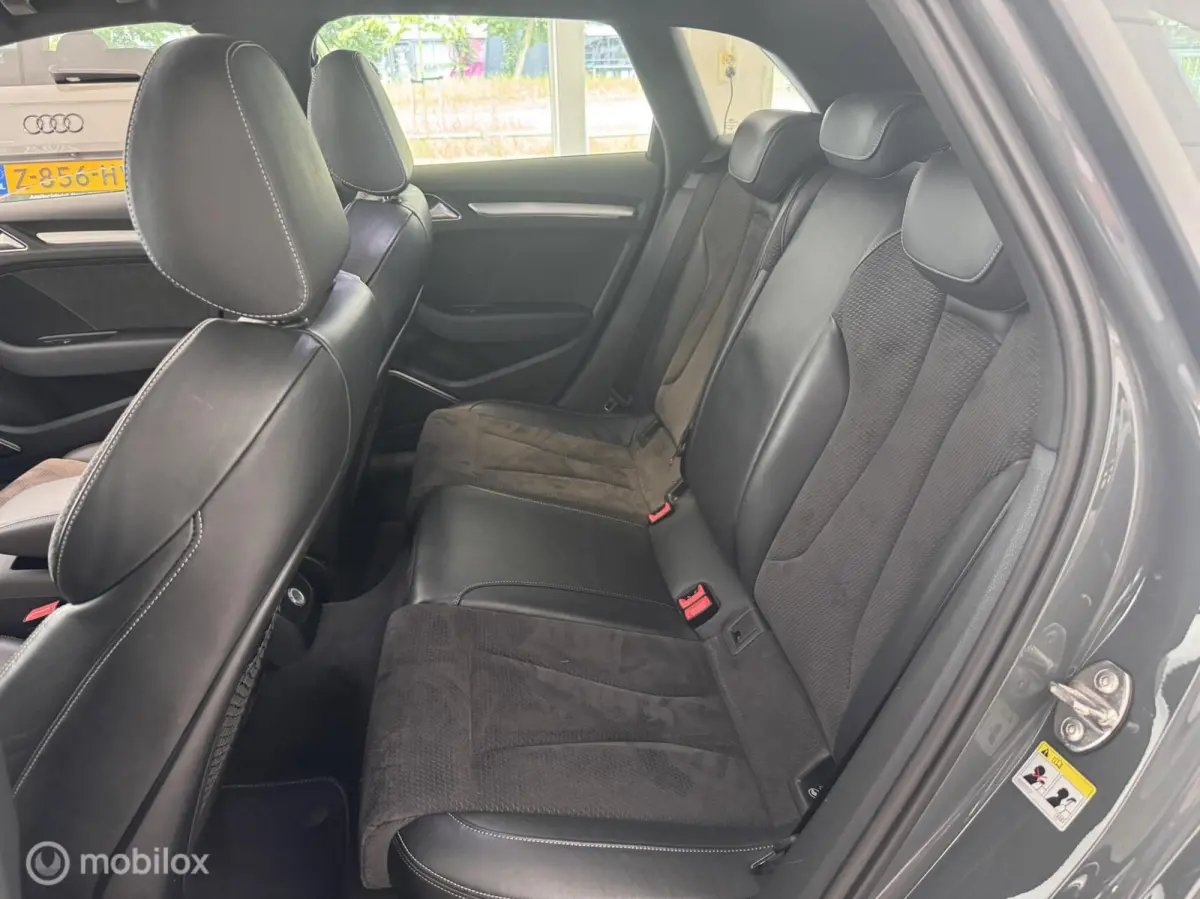 1.4 e-tron Lease Edition Pano / S-line / carplay