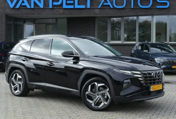 1.6 T-GDI PHEV Premium Sky 4WD / PANO / LEDER /