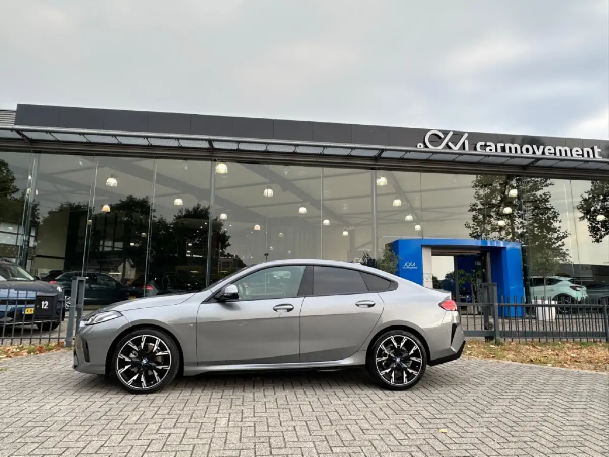 220 I M-Sportpakket I Shadow Line I Navi I Sportstoelen I Led I DAB I 18 inch