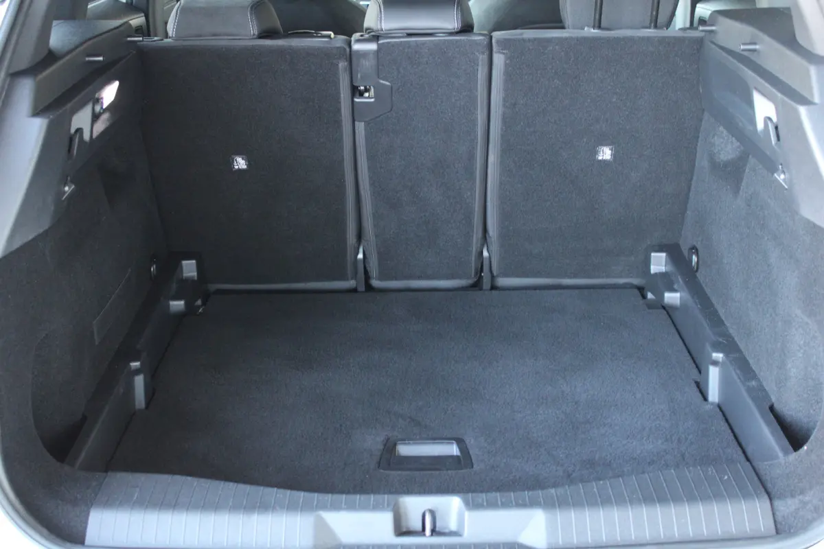 1.6 Turbo Plug-in-Hybrid Business Edition | Tot 8 jaar garantie | Schuif-kanteldak | Focal Audio | 360 camera | Lederen bekleding |