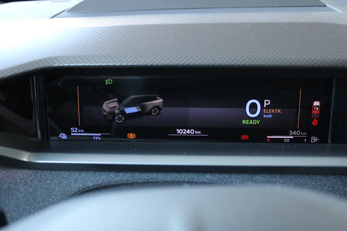 1.6 Turbo Plug-in-Hybrid Business Edition | Tot 8 jaar garantie | Schuif-kanteldak | Focal Audio | 360 camera | Lederen bekleding |