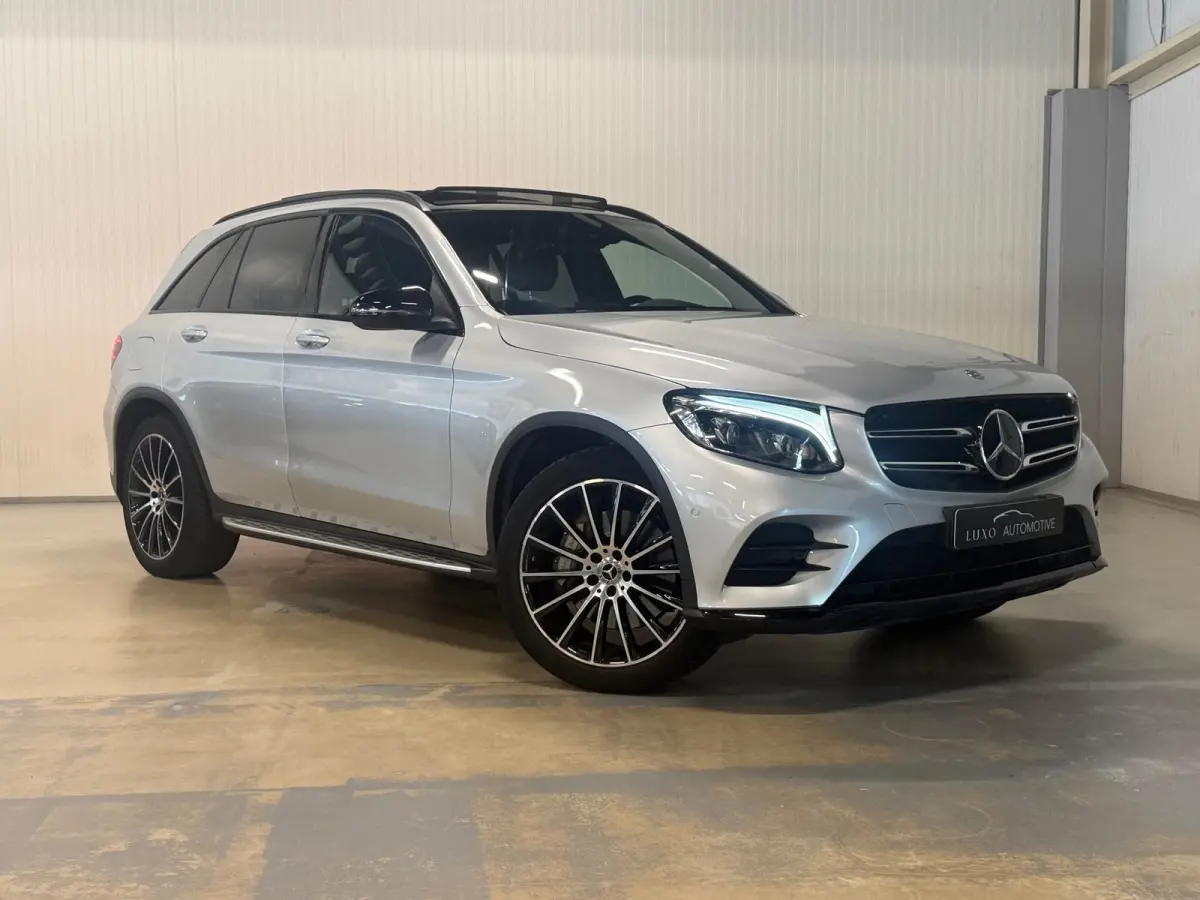 300 4MATIC | AMG/NIGHT | PANO | CAMERA | LED