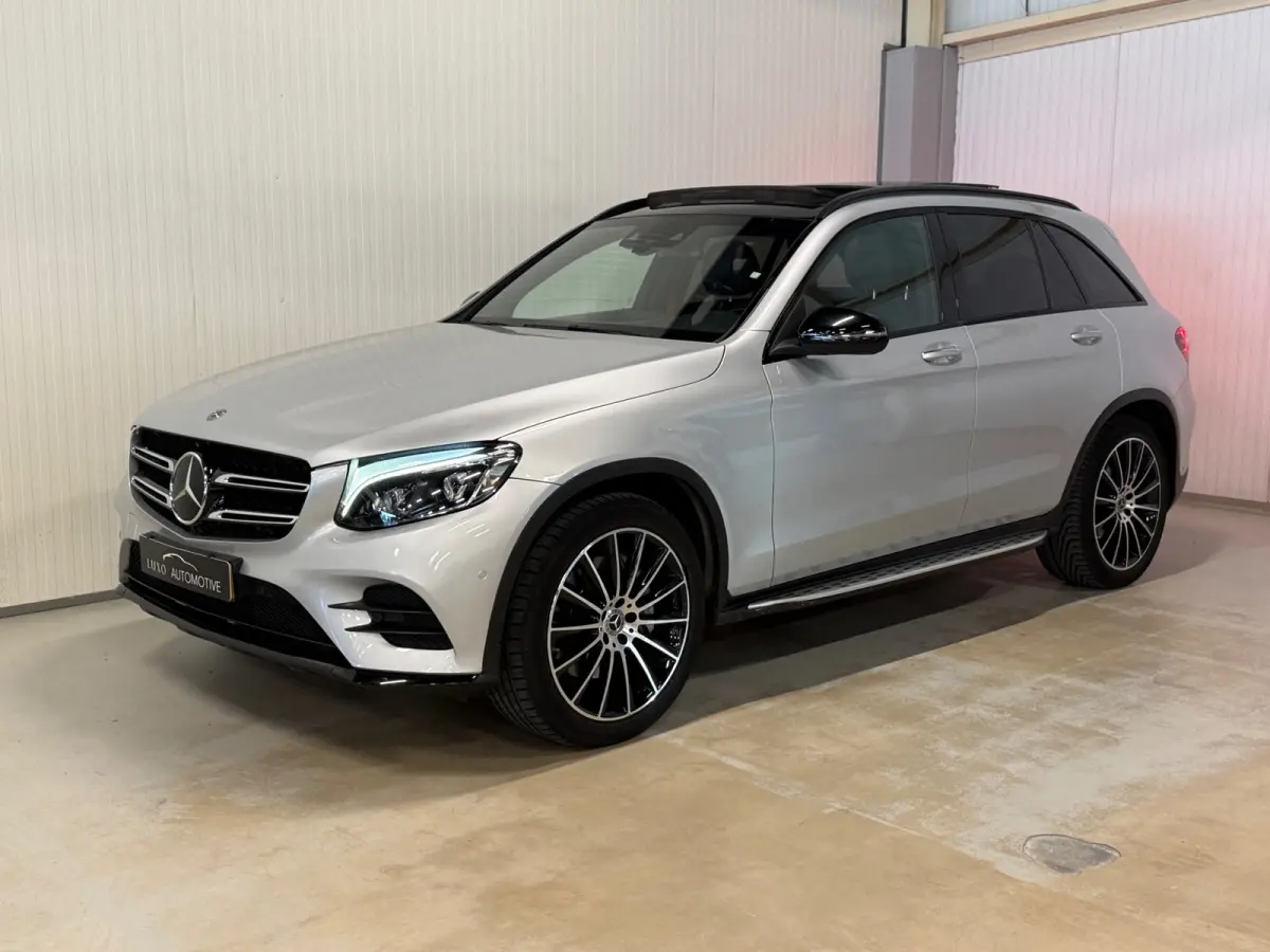 300 4MATIC | AMG/NIGHT | PANO | CAMERA | LED